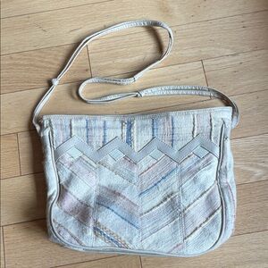 Vintage Mitzi Chevron Patterned Crossbody Bag in very good used condition